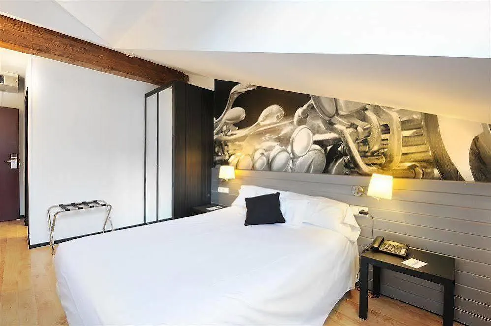 Abba Jazz Hotel Vitoria 3*,
